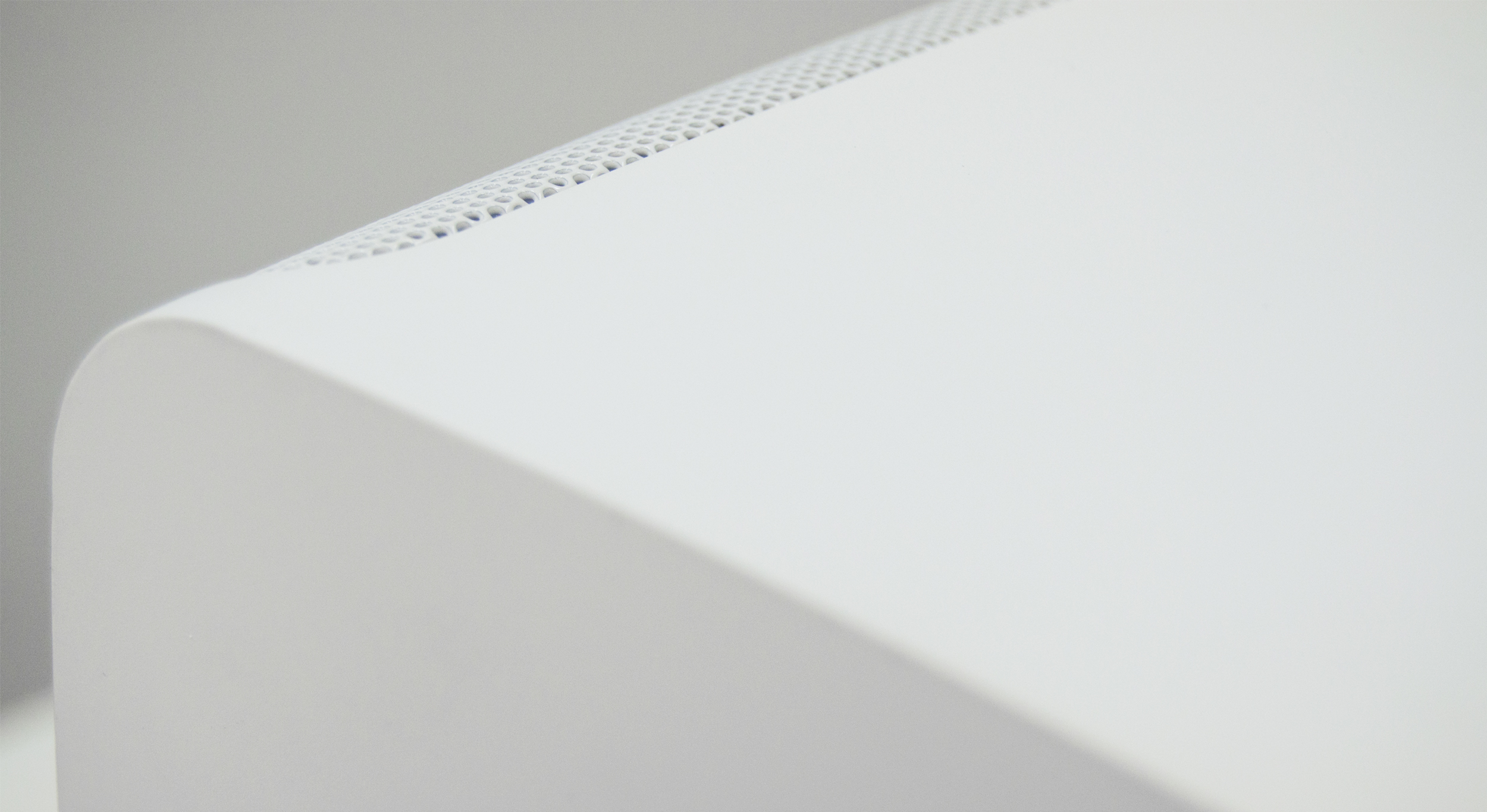 Ecler_eMOTUS5PBWH_Powered_Loudspeakers-Stereo_Edge_Detail