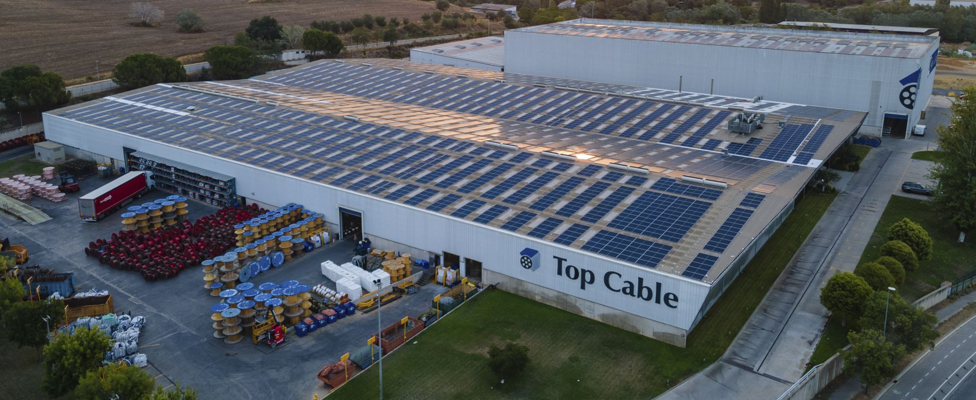 TOP CABLE